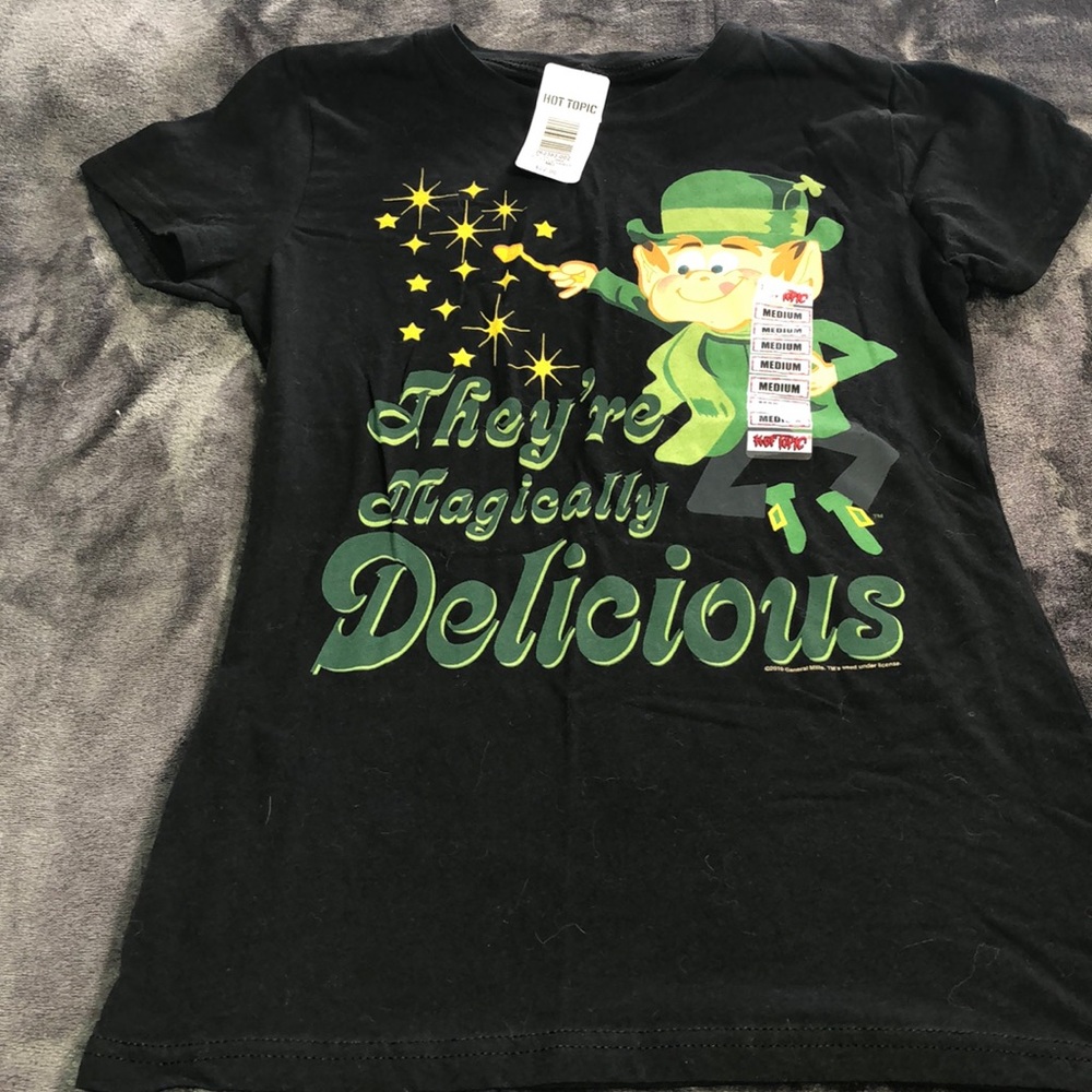 Tee shirt